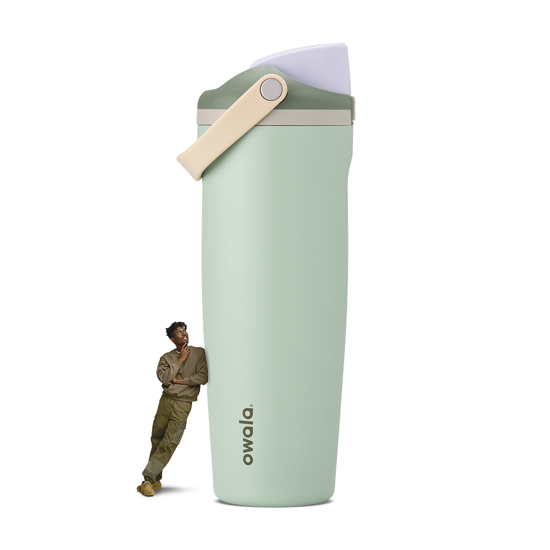 FreeSip® Sway Water Bottle UUW2J